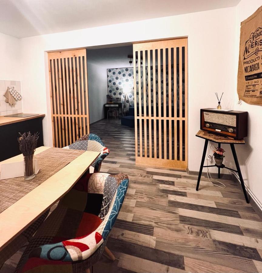 Apartament Aretta Brasov Bagian luar foto