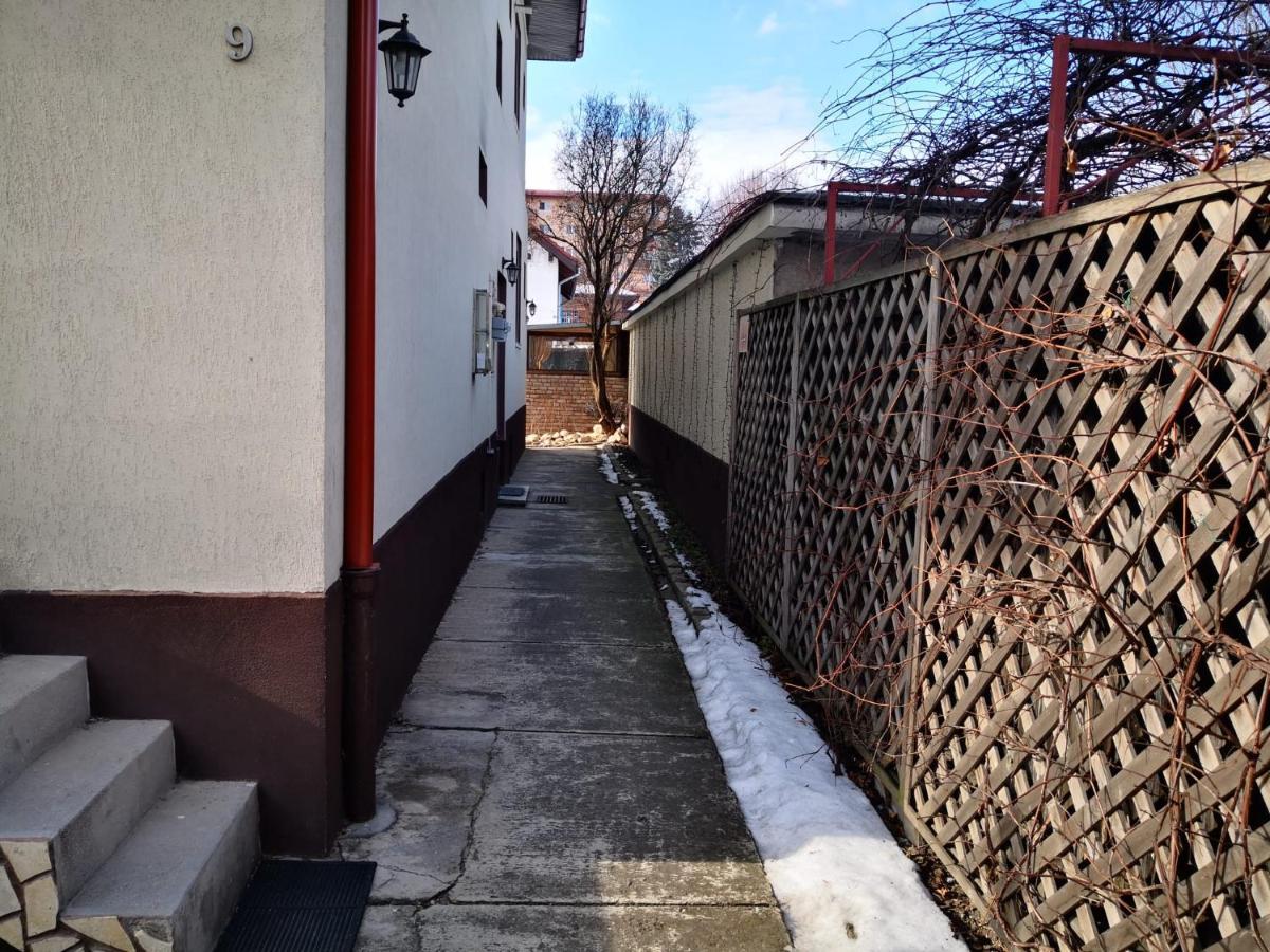 Apartament Aretta Brasov Bagian luar foto
